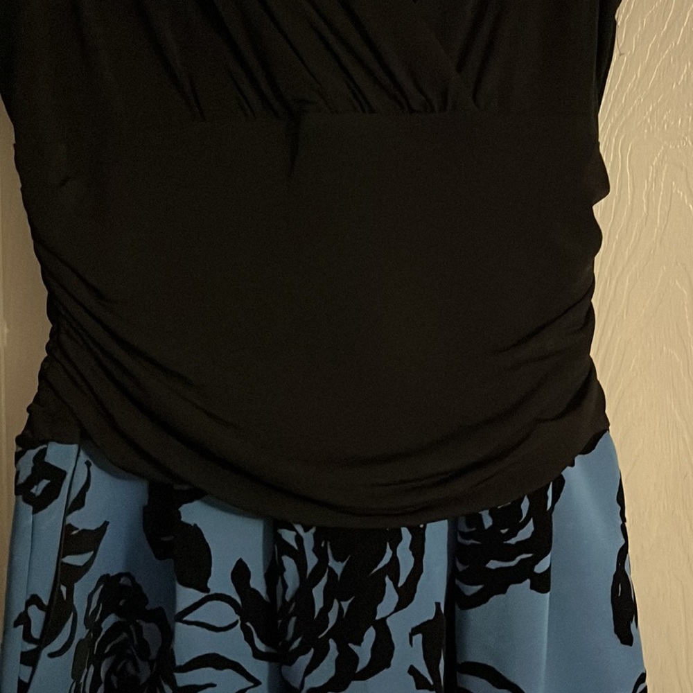 Spring Dress - Picture 6 of 7